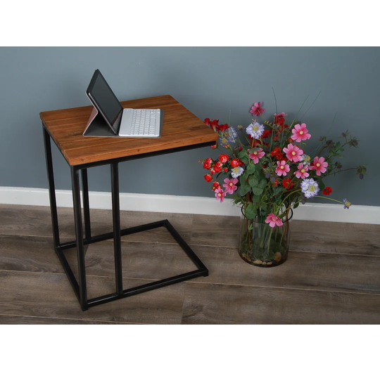 Streetsboro SIde Table