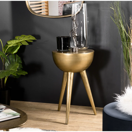 Bland Side Table