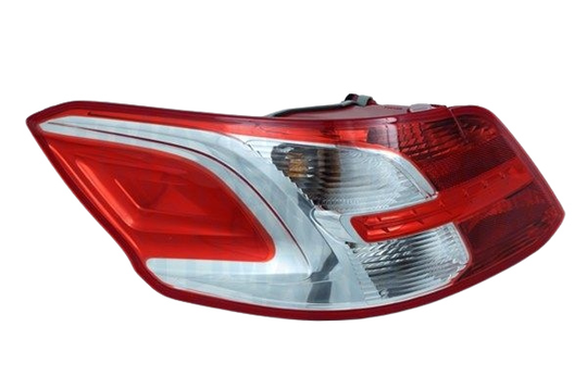 Tail light LLI132 Magneti Marelli LLI132
