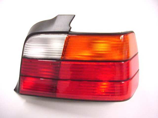 Combination Tail Light 0640932 Van Wezel 0640932