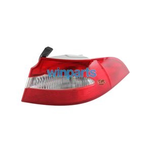Tail Light RIGHT Outer Side SEDAN 7877451