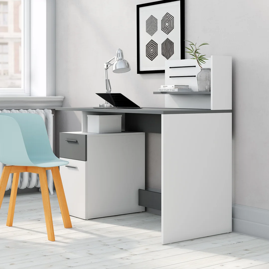 Cato Desk