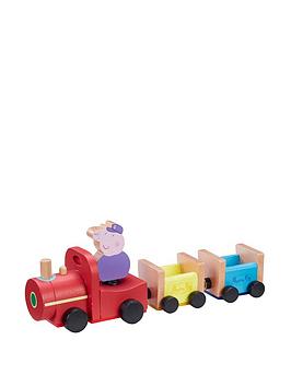 Peppa Pig Peppas Wood Play Train &Amp; Figure