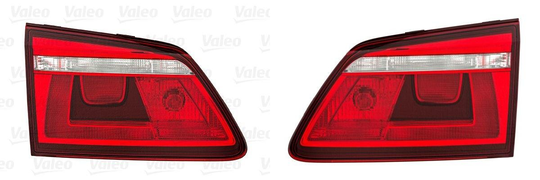 Rear light set SET_045390 Valeo SET045390