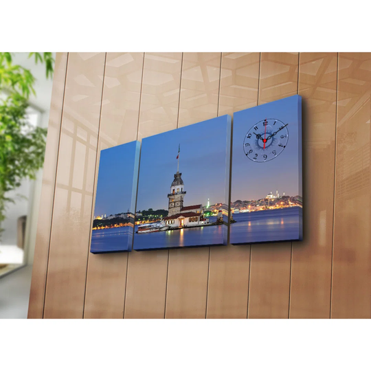 Dyaire Wall Clock