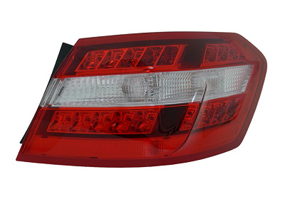 Combination Tail Light 3044922U ULO 3044922U