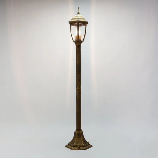 Griffey 1-Light 104.5cm Post Light
