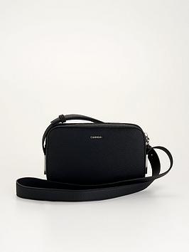 Calvin Klein Calvin Klein Camera Bag - Black