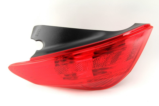 Tail light LLF782 Magneti Marelli LLF782