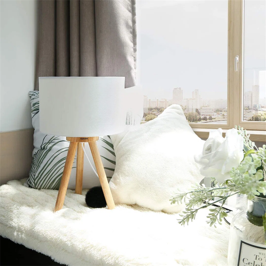 Brookhn 39Cm White Tripod Table Lamp