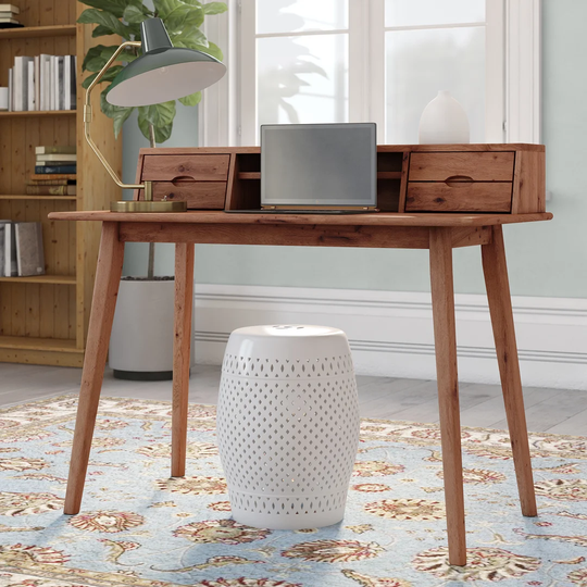 Alexia Desk