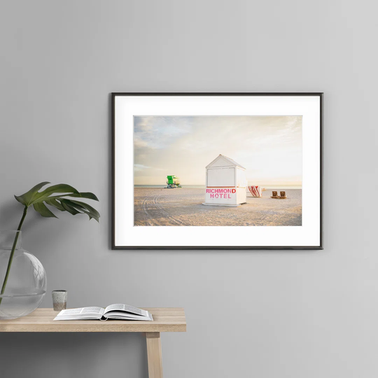 MIAMI BEACH RICHMOND HOTEL, Framed Graphic Art Print.