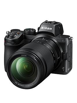 Nikon Z 5 Kit W/Nikkor Z 24-200Mm