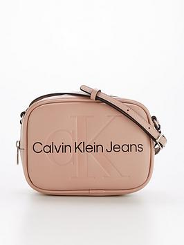 Calvin Klein Jeans Sculpted Camera Bag - Beige, Beige, Women
