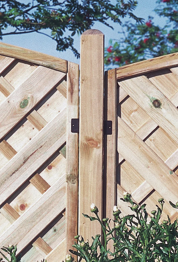 Ultima Fence Post