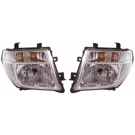 For Nissan Navara D40 Pickup 5/2005-6/2008 Headlights Headlamps 1 Pair O/S & N/S