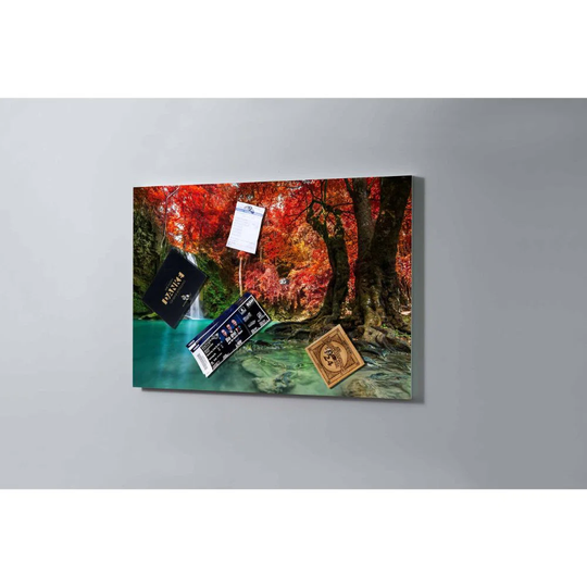 Sassnitz Magnetic Board, 75 x 50cm, with 5 magnets