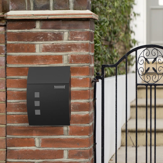 Loredana Locking Post Mounted Letter Box