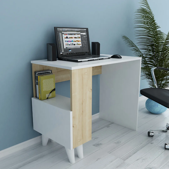 Paris Desk