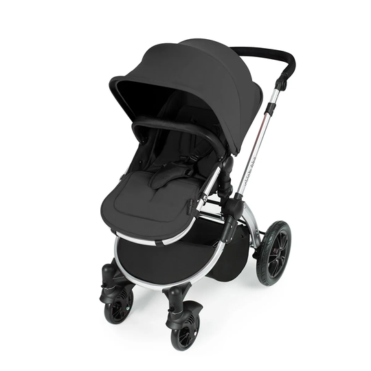 Ickle Bubba Stomp V3 i-Size Travel System with Isofix Base -Graphite Grey on Silver with Black Handles
