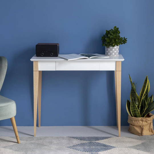 Minimal Desk