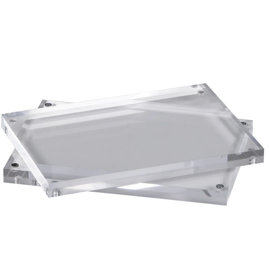 Adesewa Plastic Magnetic Frame in Clear