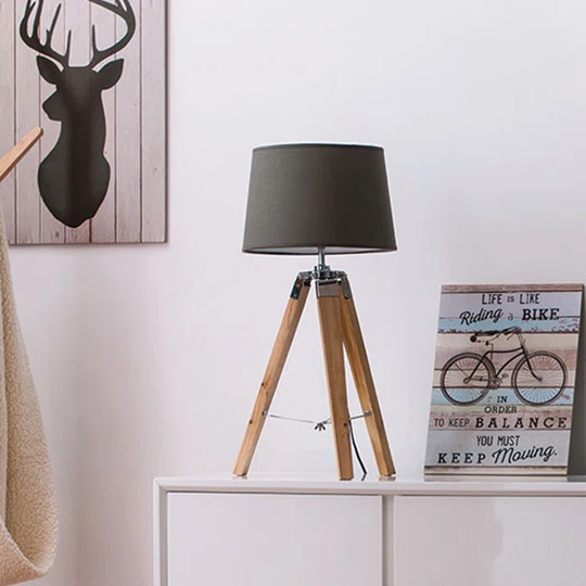 66cm Tripod Table Lamp
