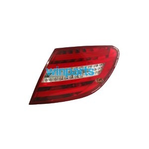 Tail Light RIGHT SEDAN 6029401