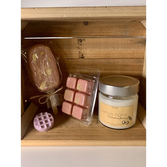 4 Piece Black Cherry Scented Wax Melt Candle Set