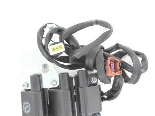 INTERMOTOR IGNITION COIL 12137 Replaces 078 905 101 C,0 040 402 008,ZSE008,20159