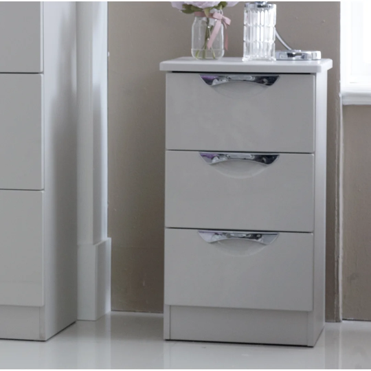 Ratley 3 Drawer Bedside Table