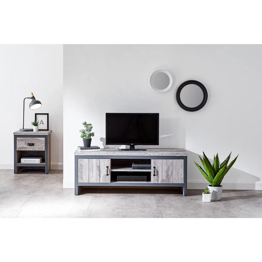 Boston 2 Door TV Unit