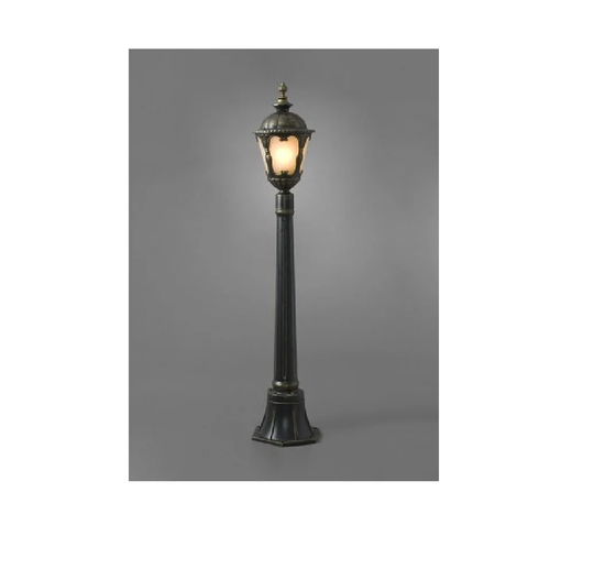 Tyronza 1-Light 115cm Post Light