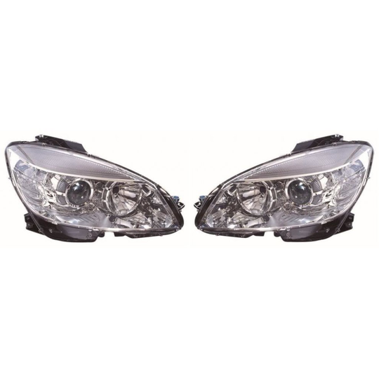 Mercedes C Class W204 Saloon 2007-6/2011 Headlights Headlights 1 Pair O/S & N/S