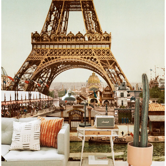 Lashar Eiffel Tower Wallpaper