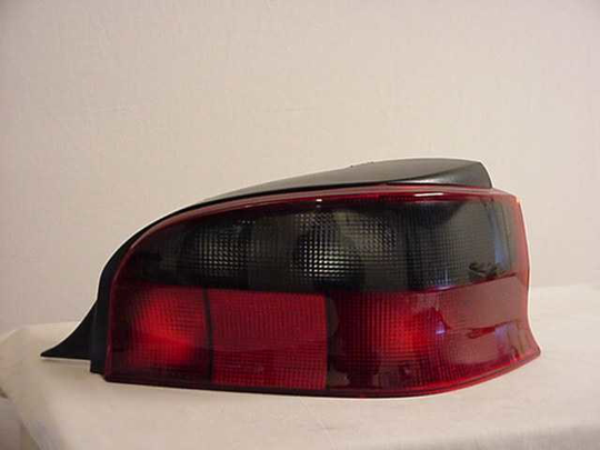 Tail Light RIGHT SMOKED 2071401