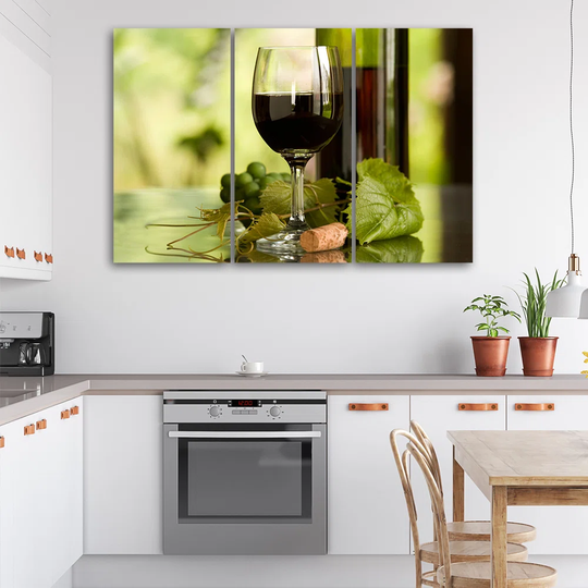 Canvas Print Red Wine Glass With Grapes