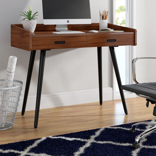 Alexei Desk