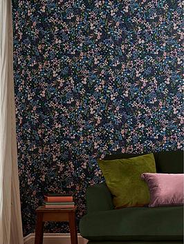 Joules Gilmorton Ditsy Garden Wallpaper