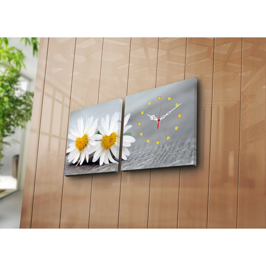 Duwana Wall Clock