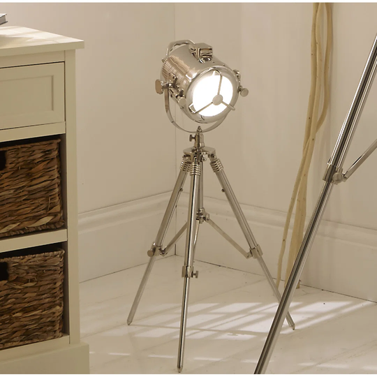 Barrackville 67cm Tripod Table Lamp