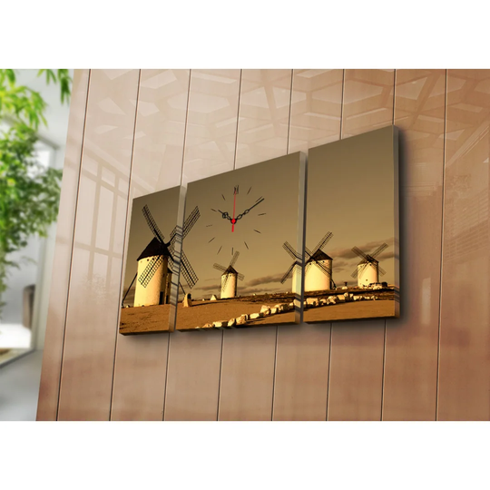 Duwanna Wall Clock