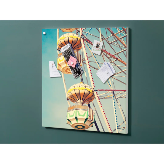 Notiz Motive Ferris Wheel Magnetic Wall Mounted Cork Board