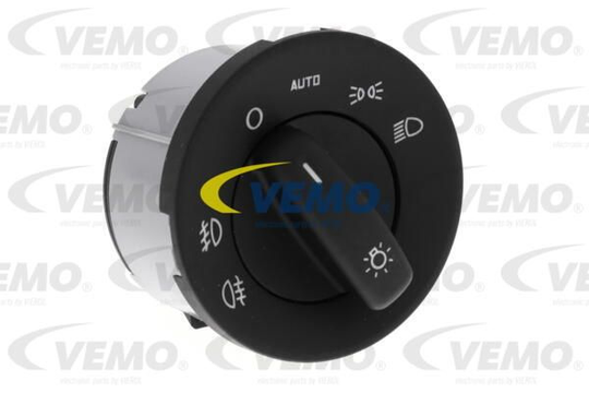 Switch, main light V10730645