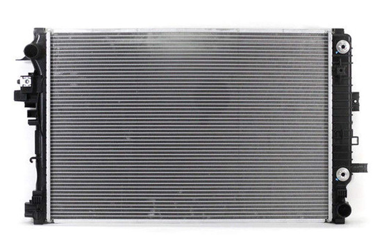 Radiator, engine cooling *** IR PLUS *** 06002293 International Radiators Plus 06002293