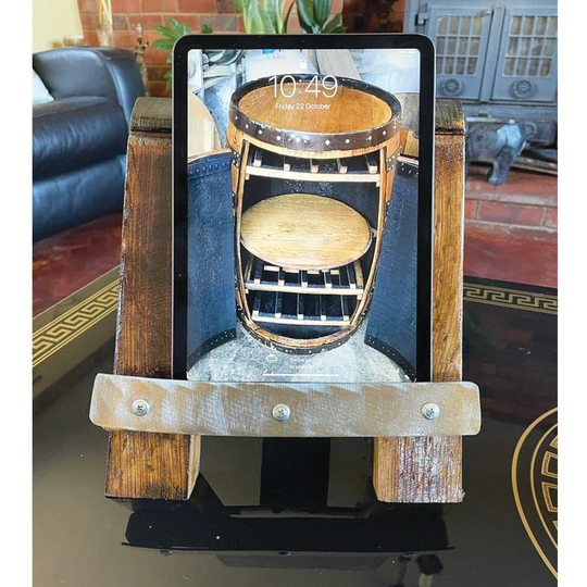 Hadi Rustic Tablet Stand