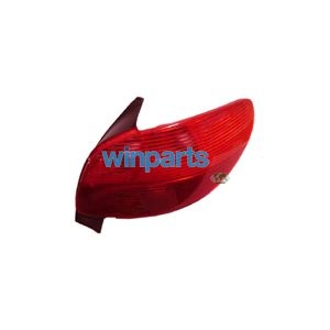Tail Light LEFT to '03 3/5 Doors 6852402