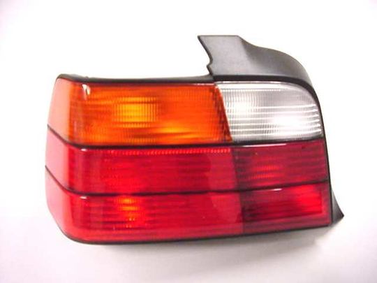 Combination Tail Light 0640931 Van Wezel 0640931