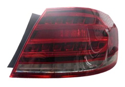Combination Tail Light 2942922U ULO 2942922U